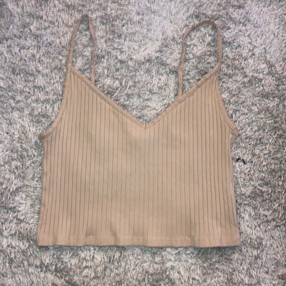Divided beige crop tank